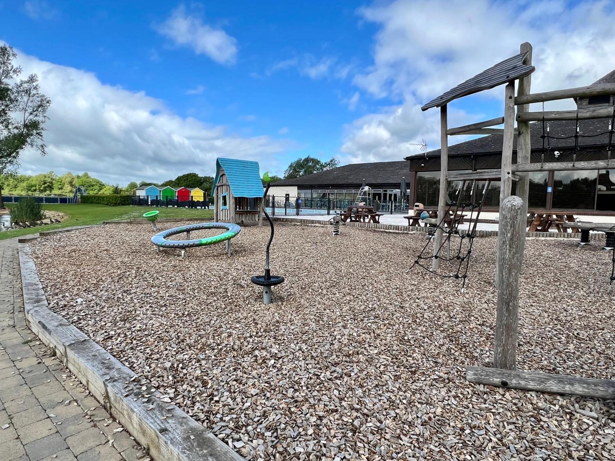 Reeds View Holiday Lodge South Cerney Extérieur photo