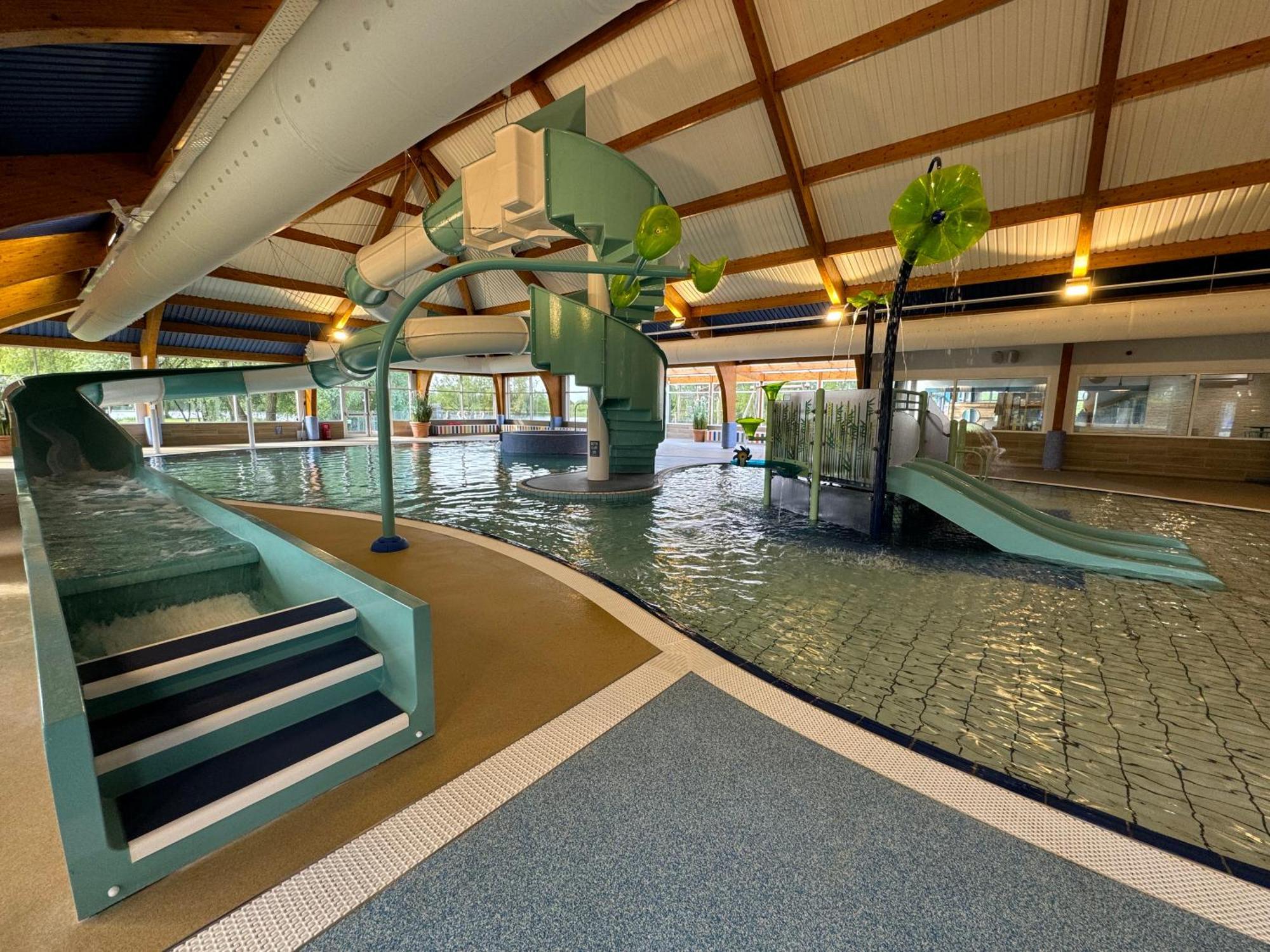 Reeds View Holiday Lodge South Cerney Extérieur photo